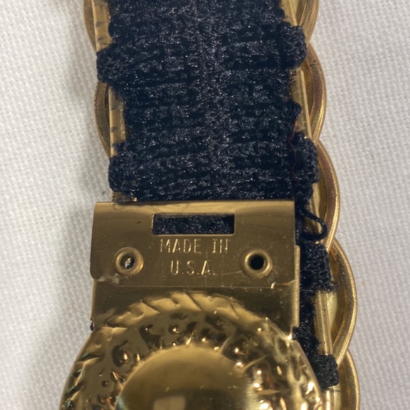 Vintage Stretch‎ round coin look gold tone belt - Picture 6 of 8